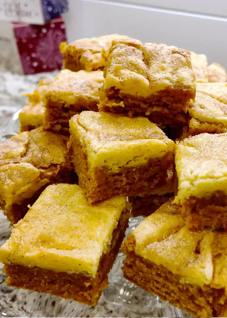 Pumpkin Cheesecake Bars